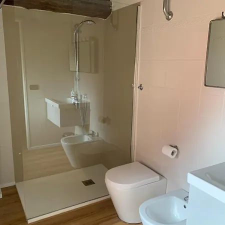 Mansarda Barabino アパート *